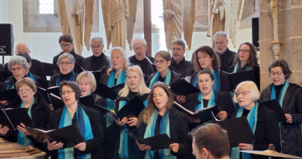 Dekanatschor Come AN`sing singt „Latin Jazz Mass“. Foto: Privat