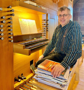 Der Rummeldberger Organist Thomas Greiff